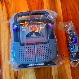 1998 The Singing Machine - Junior Cassette Player Recorder/AM/FM Radio w Microph